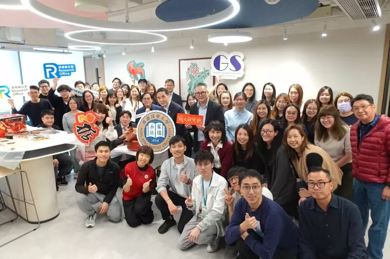 A special opening session was held at the new office of the Research Office and the Graduate School.